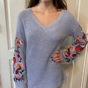 American Eagle Light Blue Woman’s Embroidered Sweater Size XS